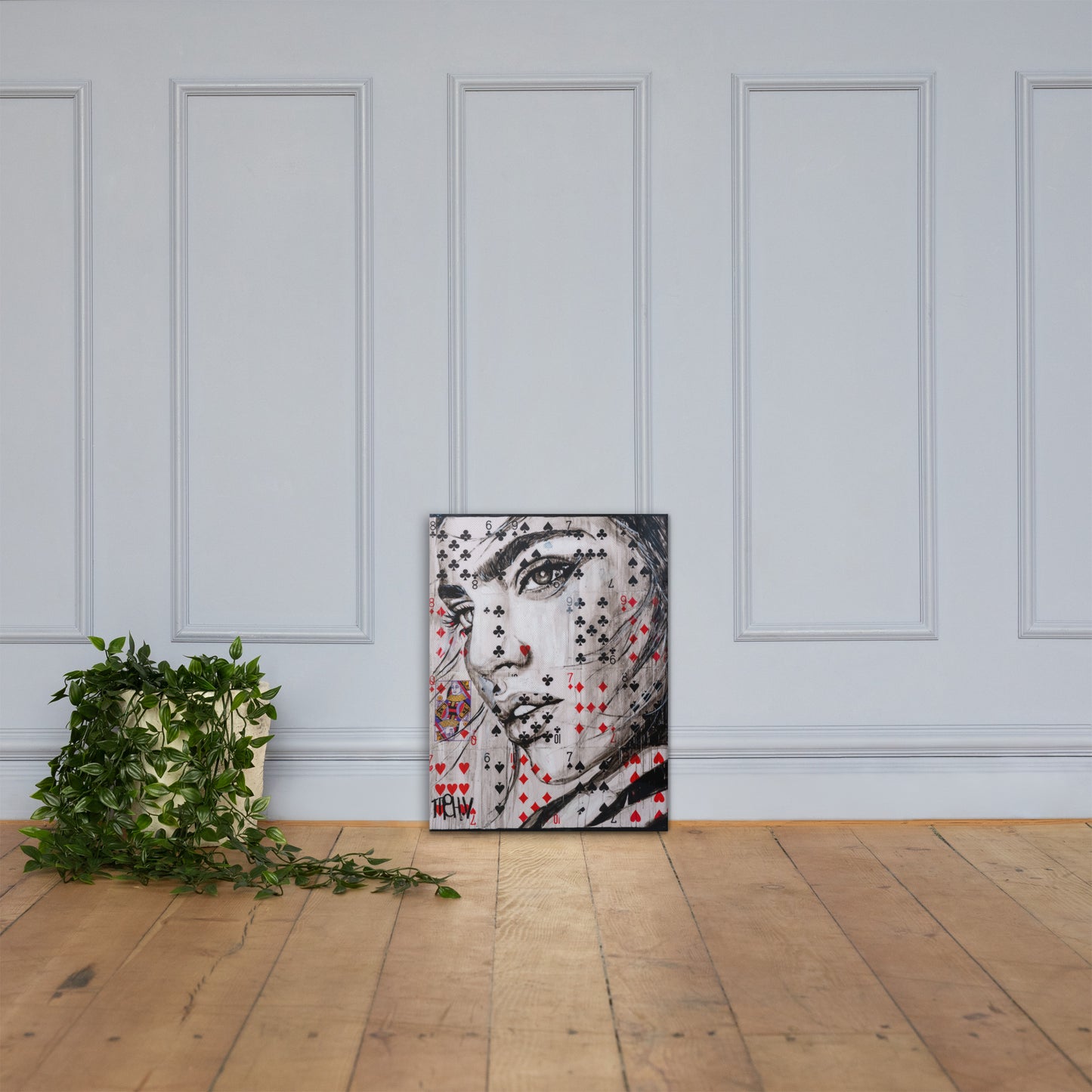 Queen of Hearts-Canvas